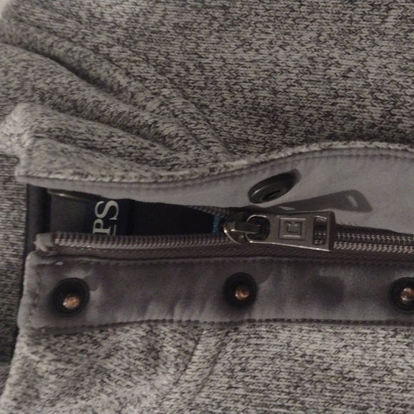 Chaps Men's Gray Fleece  Sweater 1/4 Snap Zip Medium - Picture 3 of 6